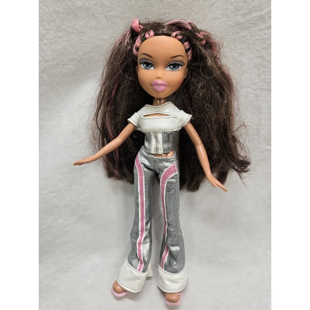 Bratz doll live in concert YASMIN - READ DESCRIPTION AND SEE PHOTOS